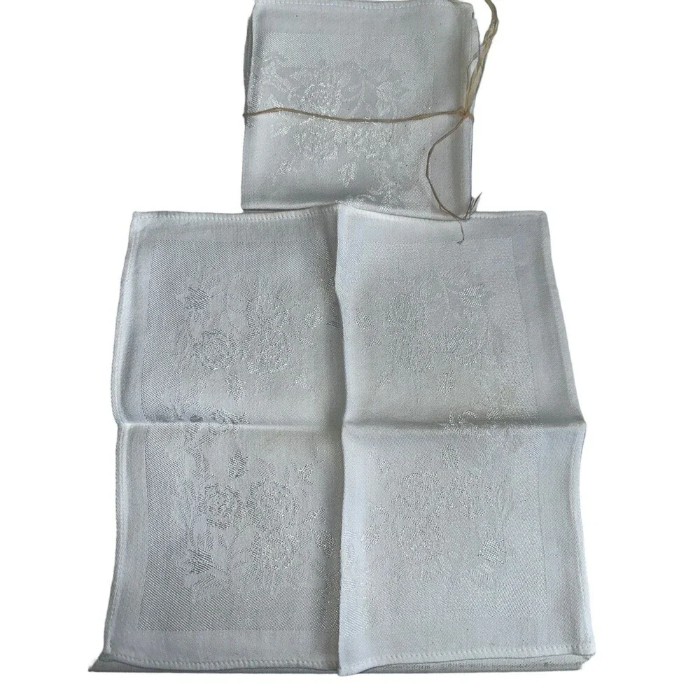 White Damask Linen Napkins Set of 4 Floral Jacquard Formal Dinner Wedding